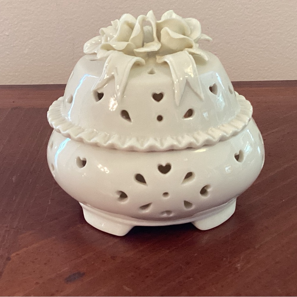 Glossy ceramic Rose covered trinket, candle potpourri bowl.